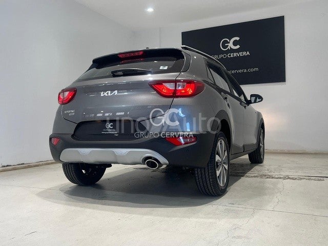 Stonic 1.0 T-GDi MHEV Concept 100