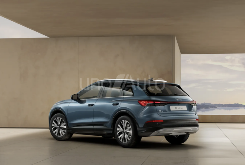 Q4 e-tron 40 Advanced 150kW 63KWh
