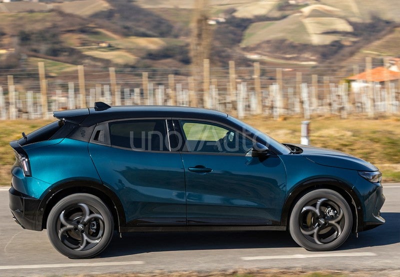 Junior Ibrida 1.2 Q4 Sport Speciale 107kw eDCT6