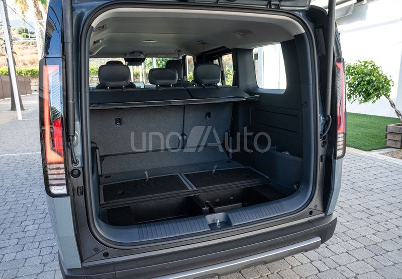 PV5 Passenger L2H1 Medium Range Plus