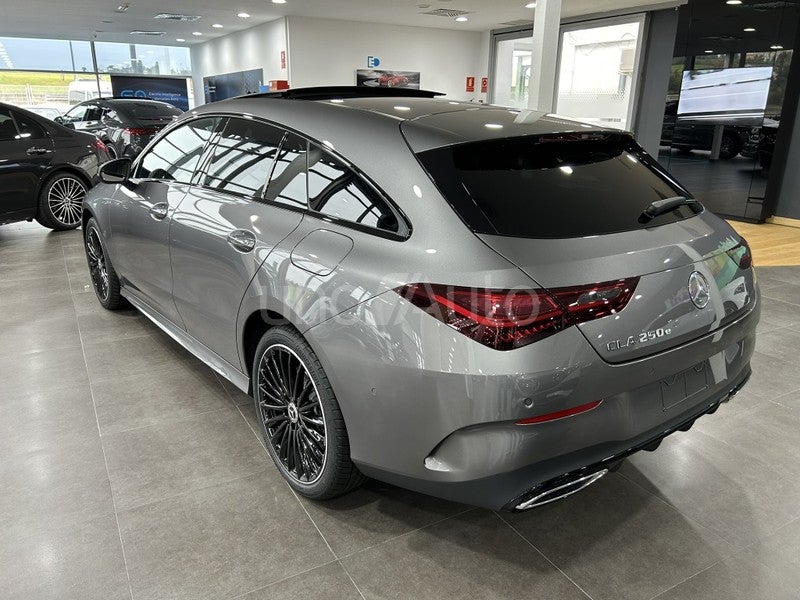 CLA Shooting Brake 250e 8G-DCT