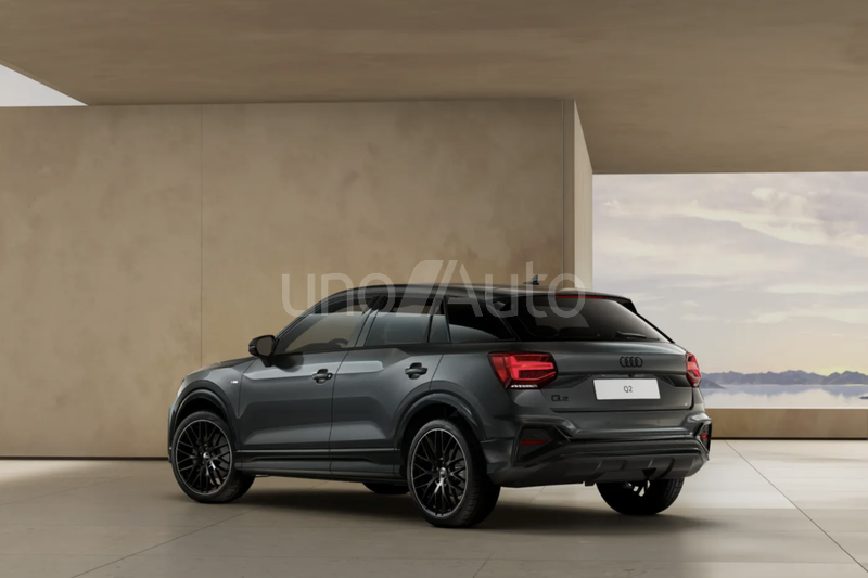 Q2 35 TFSI Adrenalin Black edition 110kW