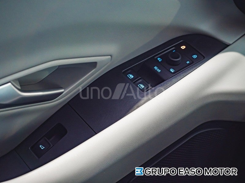 Explorer RWD Rango Estandar Style 52kWh