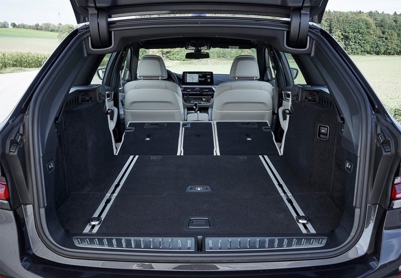 520iA Touring