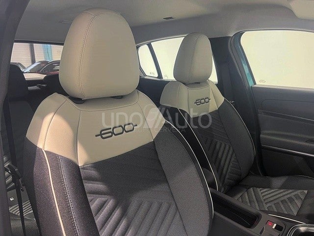 600 1.2 MHEV DDCT 81kW