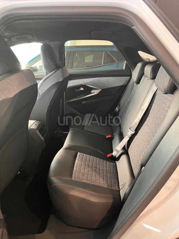 3008 Hybrid Allure eDCS6 145