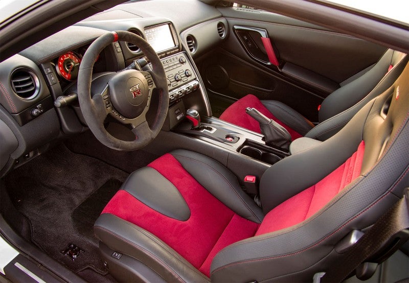 GT-R 3.8 V6 600 NISMO Aut.