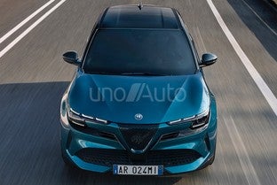 ALFA ROMEO Junior Ibrida 1.2 Intensa 100kw eDCT6