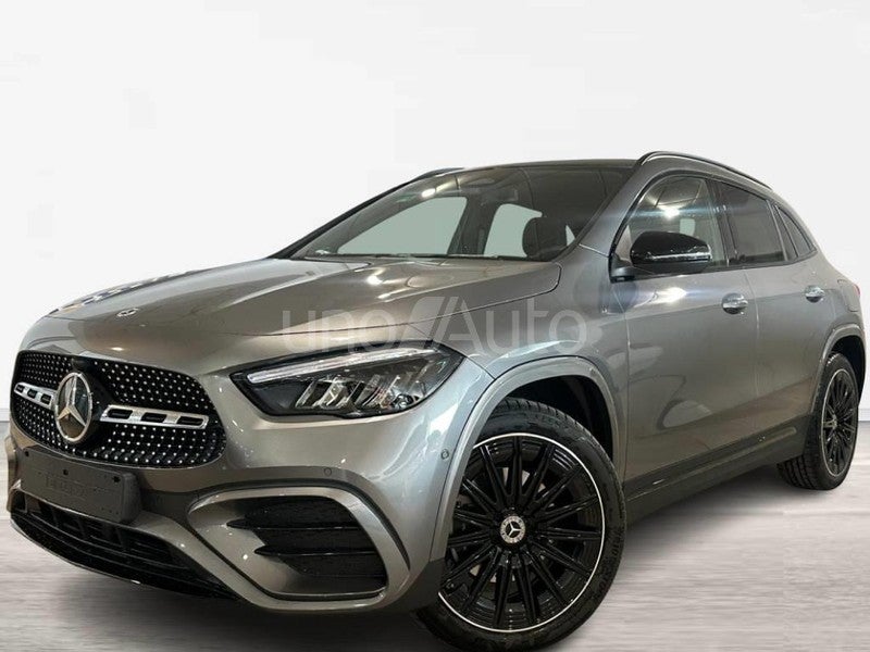 CLASE GLA 250 e con tecnología híbrida EQ