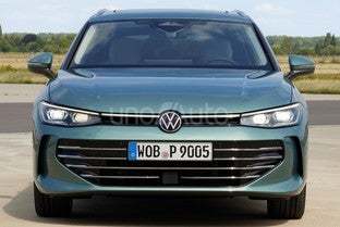 VOLKSWAGEN Passat 1.5 eHybrid DSG6 150kW R-Line