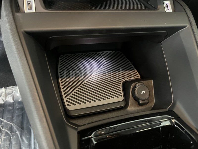 C4 X Hybrid Business Edition eDSC6 145