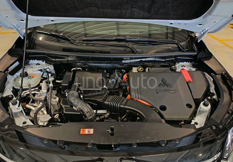 Outlander PHEV Motion 4WD