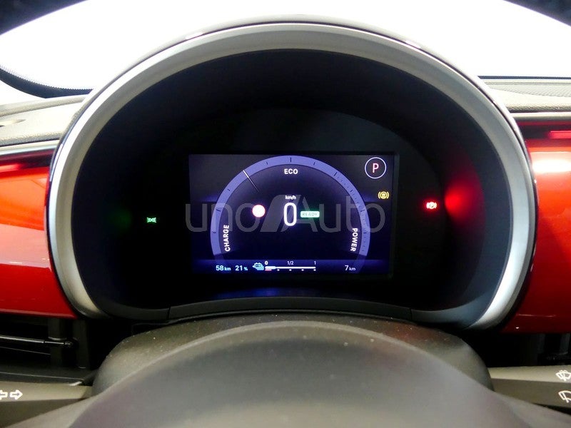 e RED 54kwh 115kw (156cv)