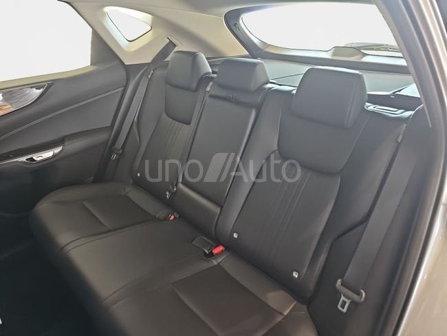 NX 300h Premium 2WD