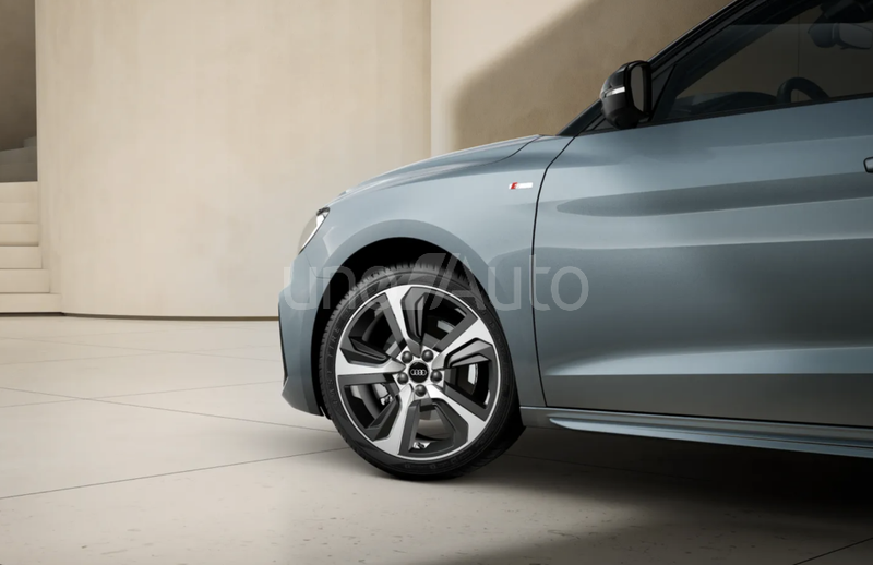 A1 Sportback 30 TFSI Adrenalin 85kW