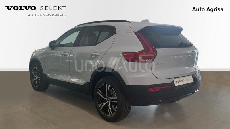 XC40 2.0 B4 MHEV PLUS DARK DCT 197 5P