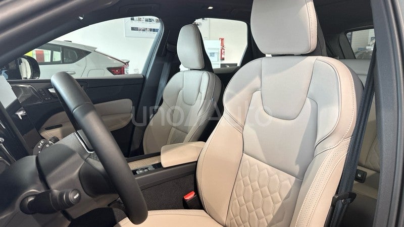 XC60 2.0 B5 P MHEV ULTRA DARK AUTO 4WD 250 5P