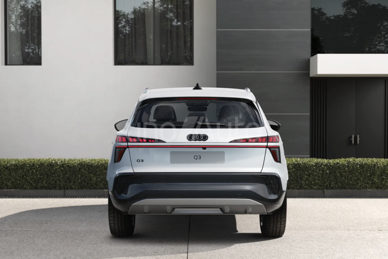 Q3 e-hybrid Advanced S tronic 200kW