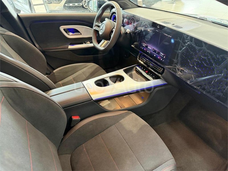 CLASE CLA 180 con tecnología híbrida
