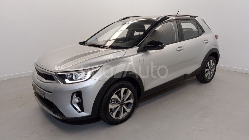 Stonic 1.0 T-GDi MHEV iMT Concept Plus 100
