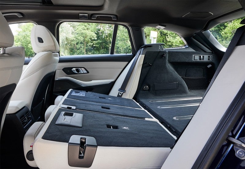 320dA Touring