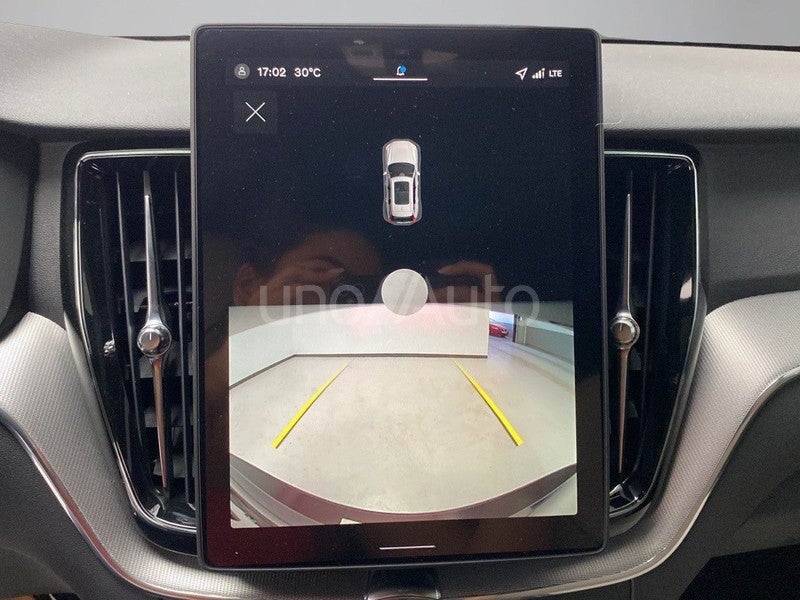 2.0 B5 G MHEV Core Auto AWD