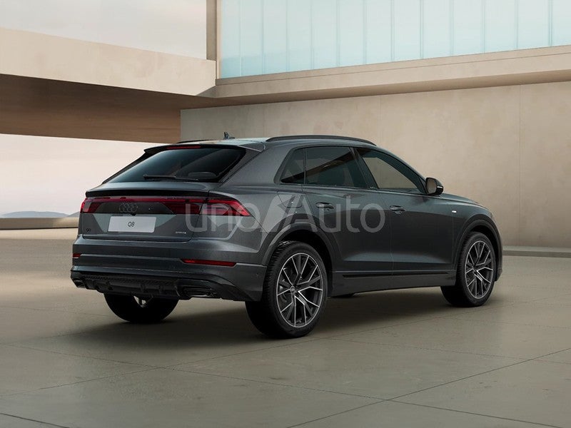 Q8 55 TFSIe Black line quattro tiptronic