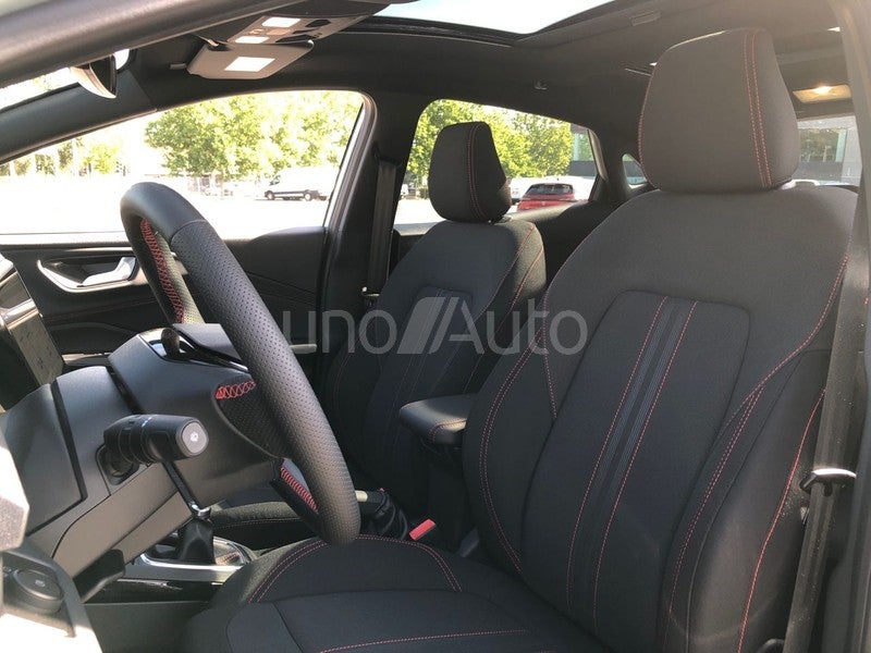 1.0 EcoBoost 125cv ST-Line MHEV Auto