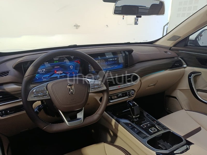 T77 1.5 Premium DCT