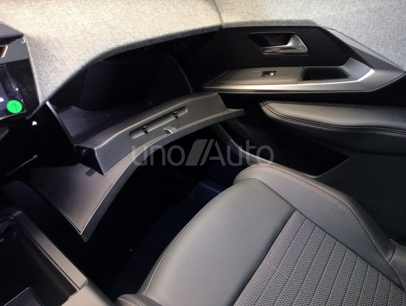 3008 Hybrid Allure eDCS6 145