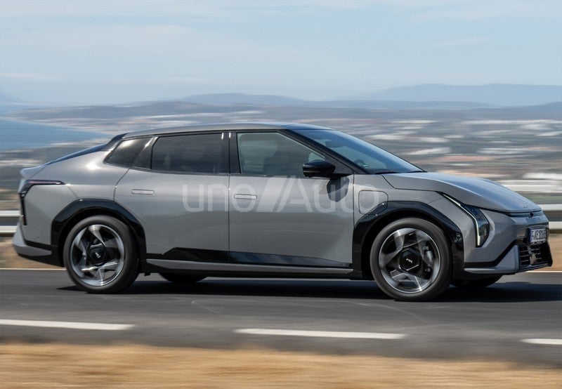 EV4 Fastback Earth Launch Edition Long Range