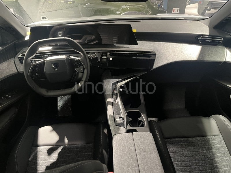 5008 Hybrid Allure Exclusive eDCS6 145