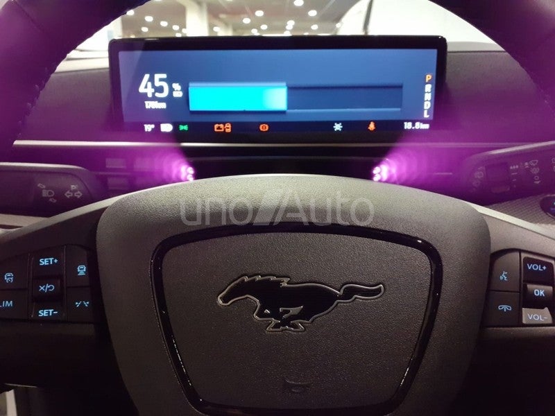 Mustang Mach-E Base RWD Rango estandar
