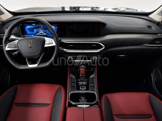 T77 1.5 Premium DCT