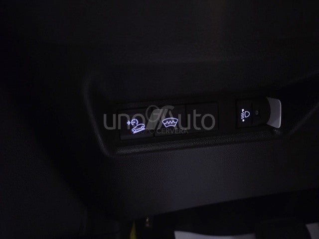 Avenger 1.2 Ehybrid Altitude 100
