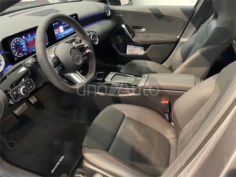 CLASE A 250 e con tecnología híbrida EQ