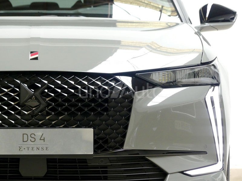 DS 4 1.6 PureTech Performance Line + Aut. 180
