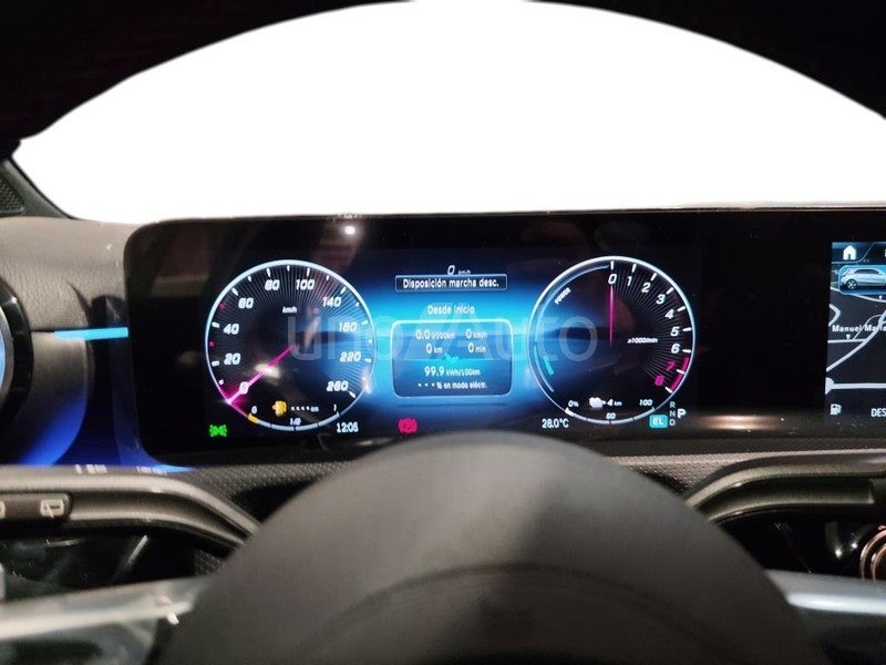 CLASE A 250 e con tecnología híbrida EQ