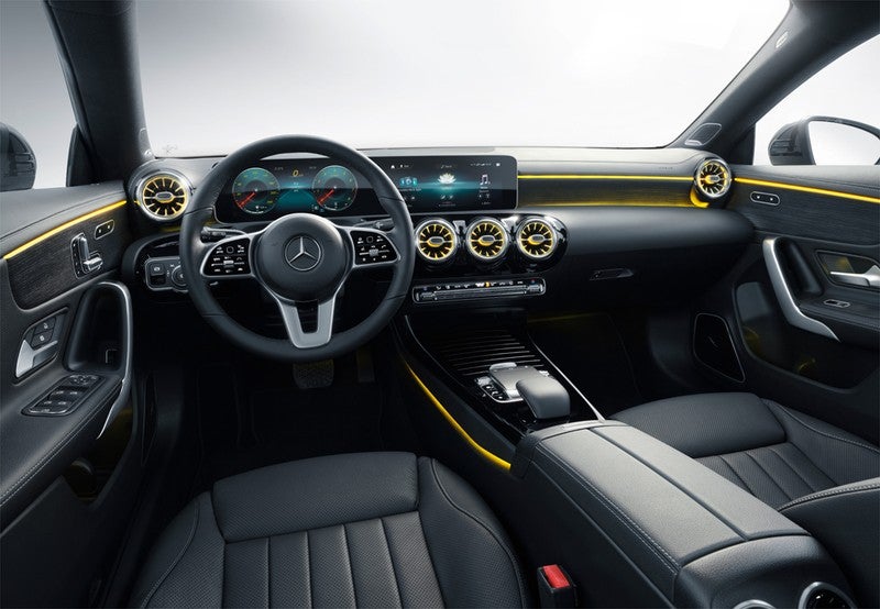 CLA Shooting Brake 180 7G-DCT