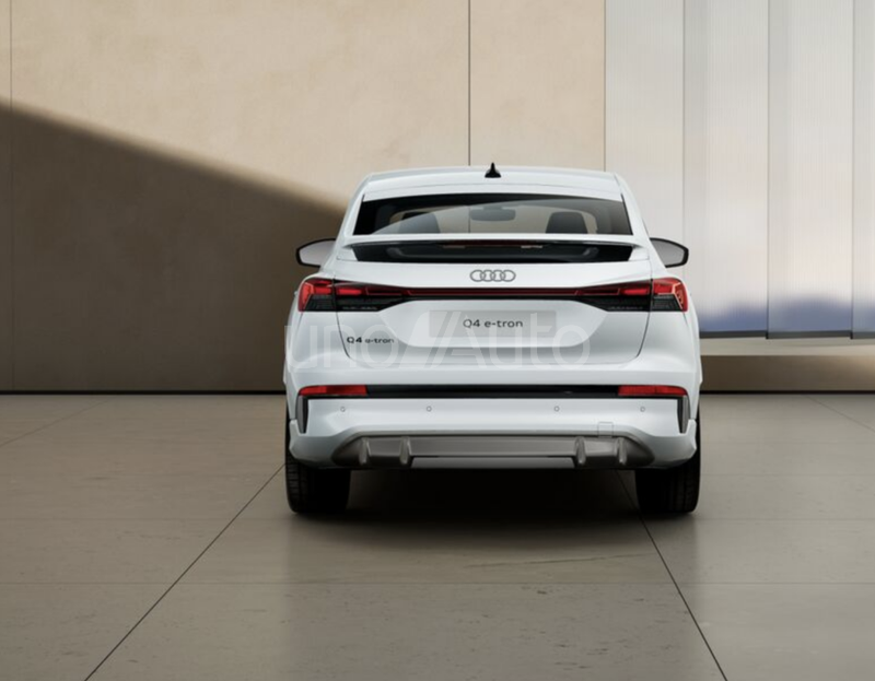 Q4 e-tron Sportback performance S line 210kW 82KWh