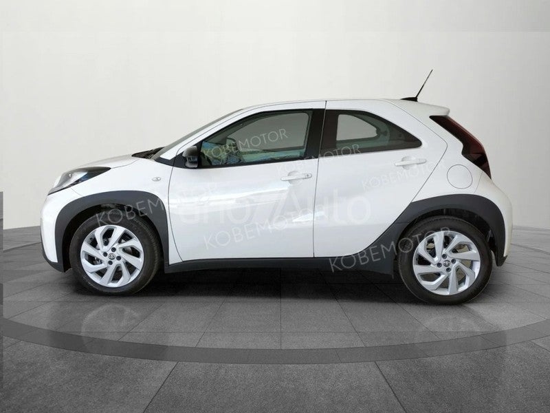 Aygo X Cross Play