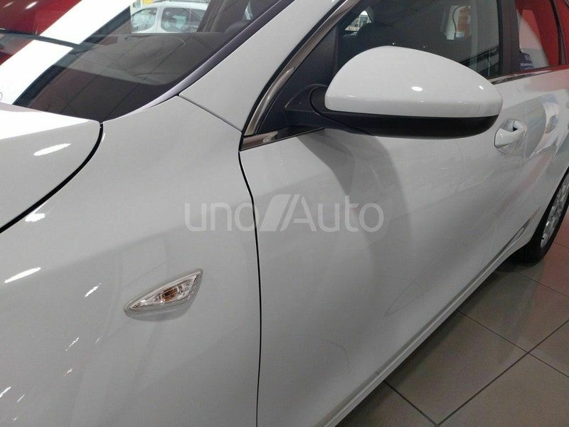 Ceed Tourer 1.0 MHEV Drive DCT 120