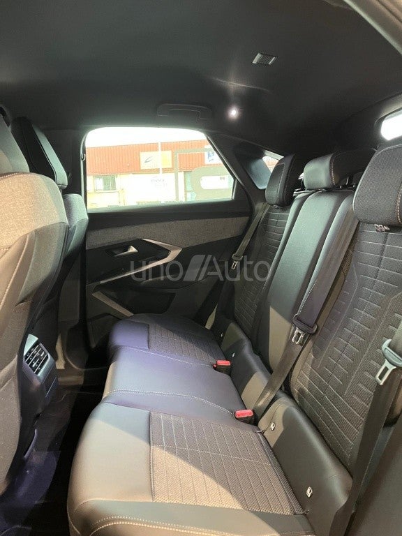 3008 Hybrid 136 Allure eDCS6