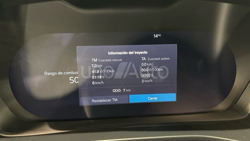 XC40 2.0 B3 MHEV CORE DCT 163 5P