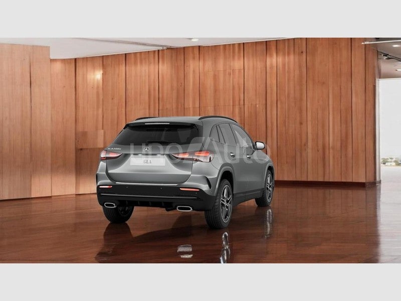 GLA 200d 8G-DCT