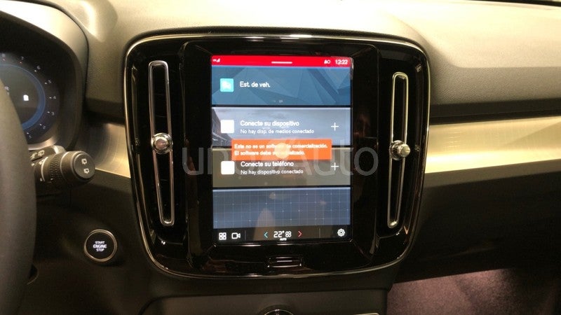 XC40 2.0 B3 MHEV CORE DCT 163 5P