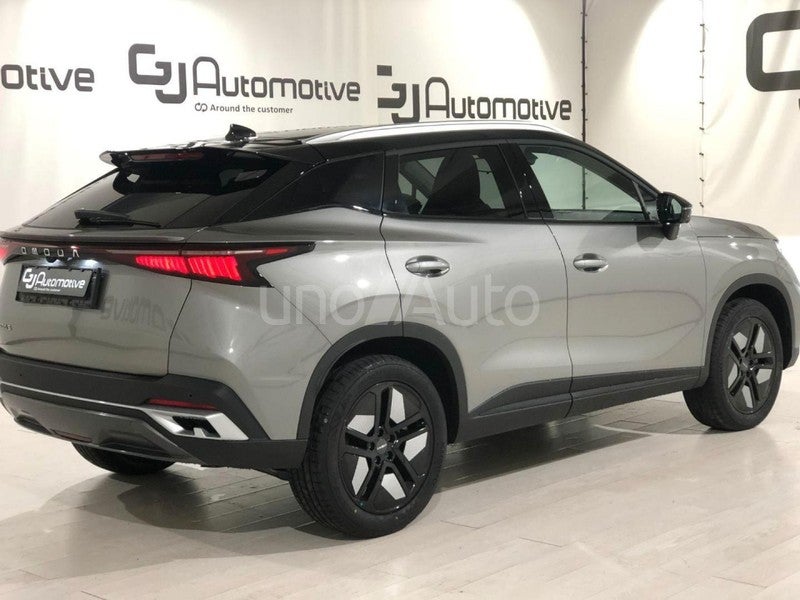 MY25 - Premium 1.6 TGDI 108kW (145cv)