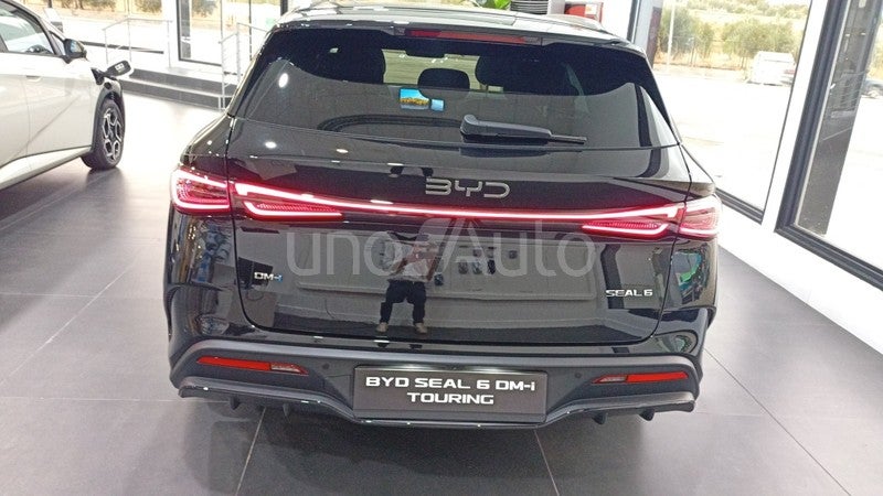 Seal 6 DM-i Touring Comfort Lite 156kW