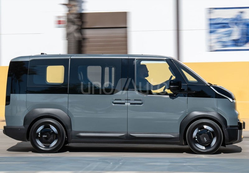 PV5 Passenger L2H1 Medium Range Plus