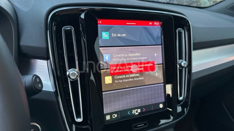 XC40 2.0 B3 MHEV CORE DCT 163 5P